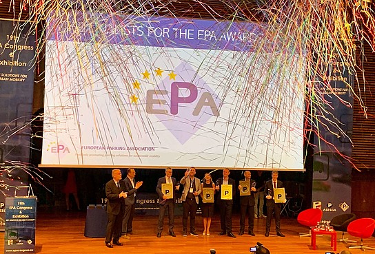 APCOA Norway célèbre le premier prix Innovation Award.